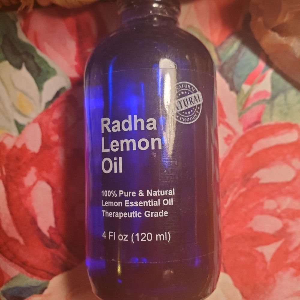 NWT Radha Beauty Lemon Essential Oil 4 oz Aromatherapy Skincare Household